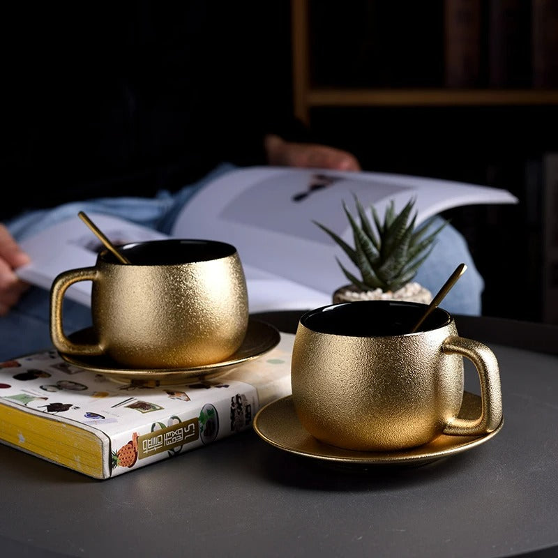 Conjunto Xícara Nórdica com Pires e Mexedor de Porcelana - Linha Alto Luxo
