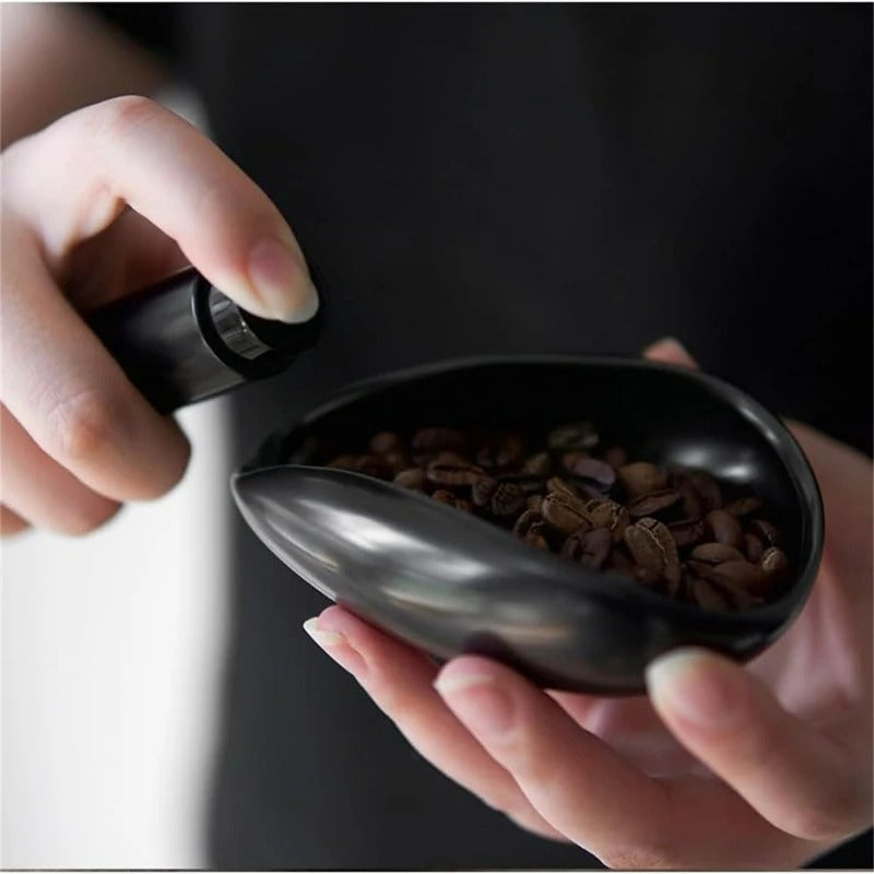 Dosador e Pulverizador para Grãos de Café