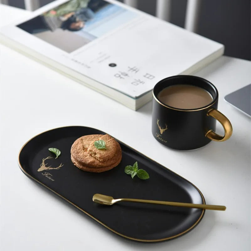 Conjunto Xícara com Pires e Mexedor de Porcelana - Linha Alto Luxo