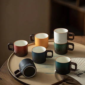 Xícara Minimalista com Alça