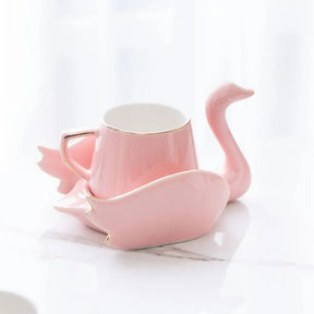 Conjuto de Xícara e Pires de Porcelana - Cisne