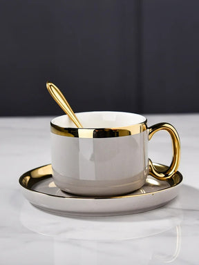 Conjuto de Xícara com Pires e Mexedor de Porcelana - Linha Alto Luxo