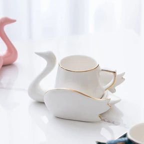 Conjuto de Xícara e Pires de Porcelana - Cisne