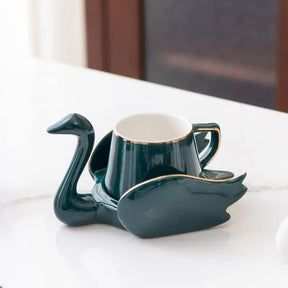 Conjuto de Xícara e Pires de Porcelana - Cisne